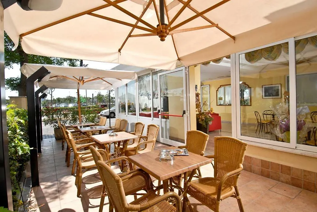 Hotel Alba Serena-1